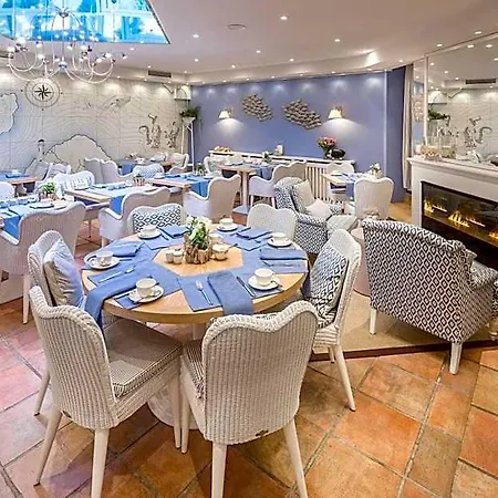 Hotel Ney 3*