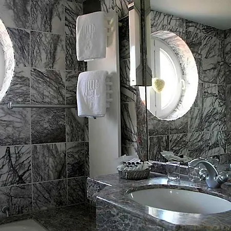Hotel Ney 3*